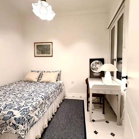 Apartment Galileo Galilei Design By The Park